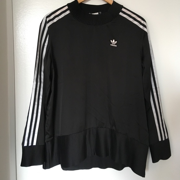 Adidas long sleeve ruffled shirt - Picture 1 of 4